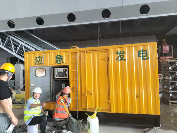 夏津怎样判断空气滤清器是否需要更换？